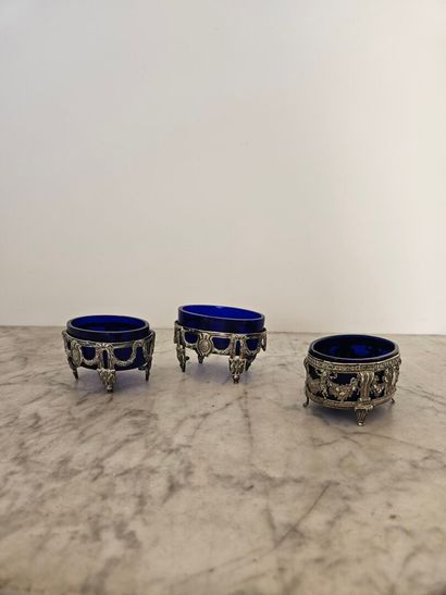 Pair of 950‰ 1er titre silver salt cellars,...