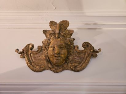 Lot of decorative carved and gilded wood...