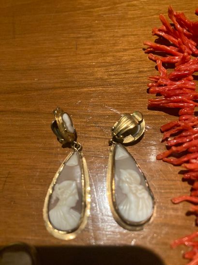 Set including a bracelet and earrings with...