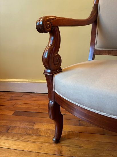 Mahogany armchair, scrolled armrest, inverted...