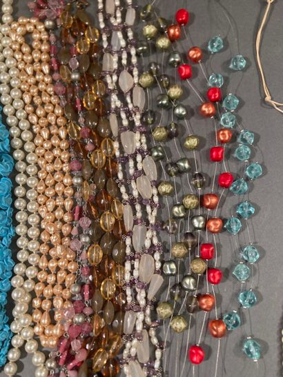 Set of costume jewelry