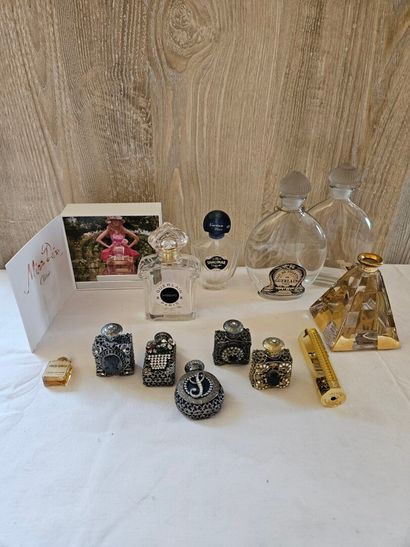 PARFUM
Lot of various bottles: Guerlain,...