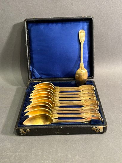 Set of twelve vermeil spoons
In their case
Weight...