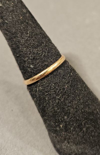Yellow gold wedding band
Weight : 3 g