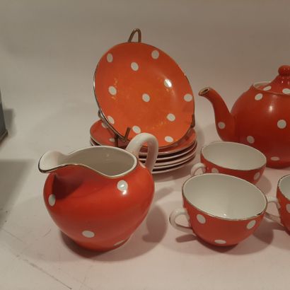 SARREGUEMINES
Tea service part

LOT SOLD...