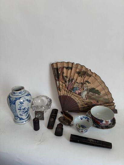 Miscellaneous trinket set