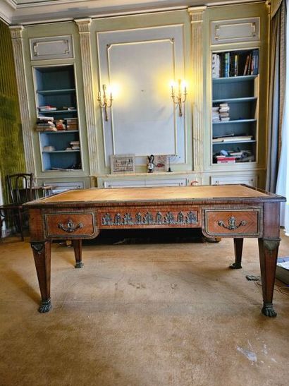 Veneered flat desk with three drawers in...