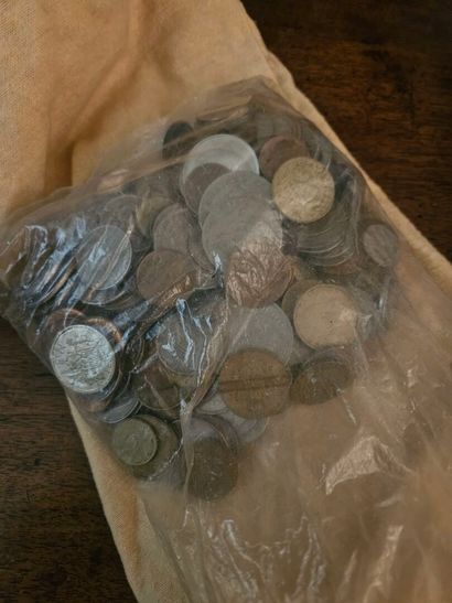 Batch of circulation coins