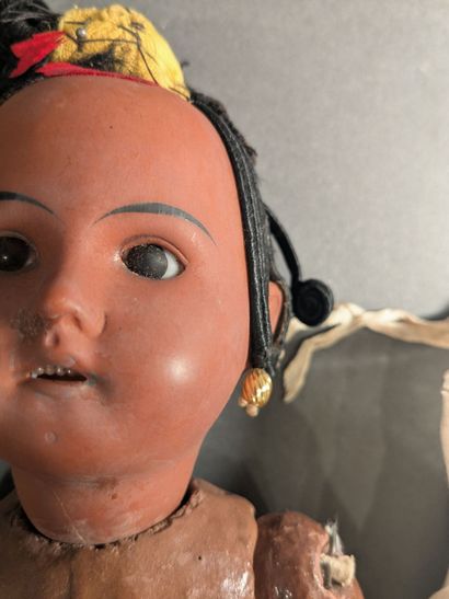 Set of four dolls
A regional all-composition...
