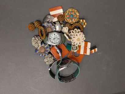 Lot of costume jewelry including: designer...