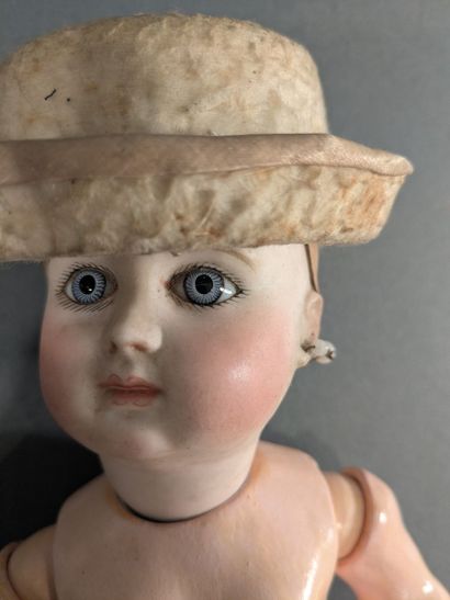 SCHMITT baby
Bisque head debossed with SCH...