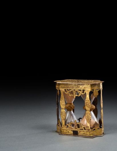 Chased ormolu double hourglass organ case...