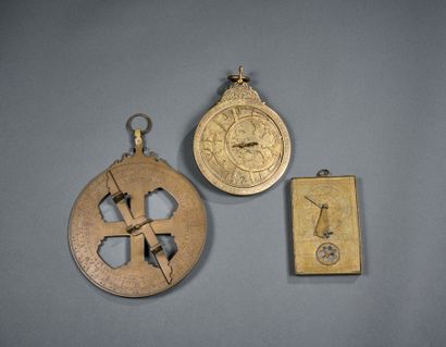 Bronze astrolabe
Model used for marine use...