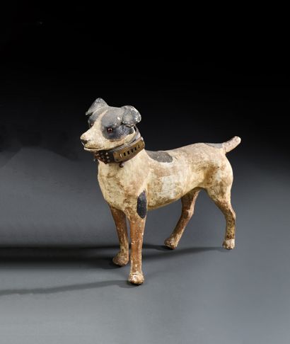 Painted papier-mâché Jack Russel
Close to...