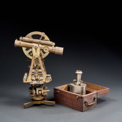 TROUGHTON
Brass theodolite marked 