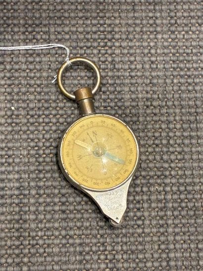 Double-sided compass and oscillometer counter
Germany...