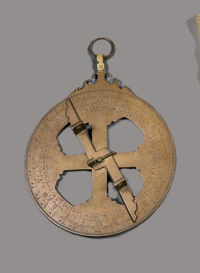 Bronze astrolabe
Model used for marine use...