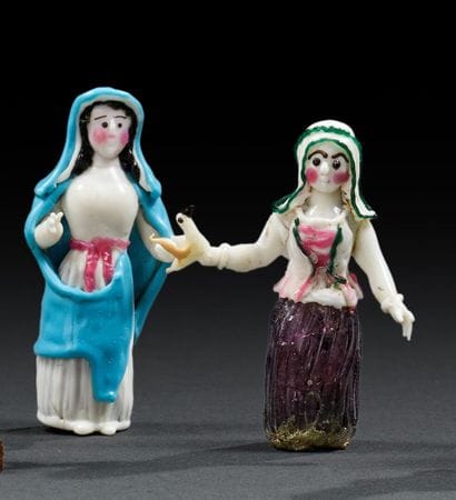 Set of two Nevers spun glass miniatures depicting...