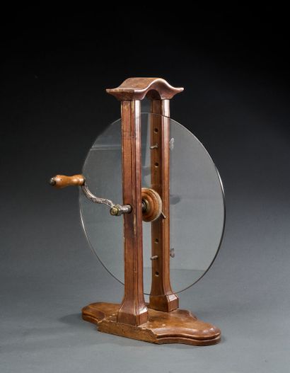 Ramsden electrostatic machine
Oak frame
Mid...