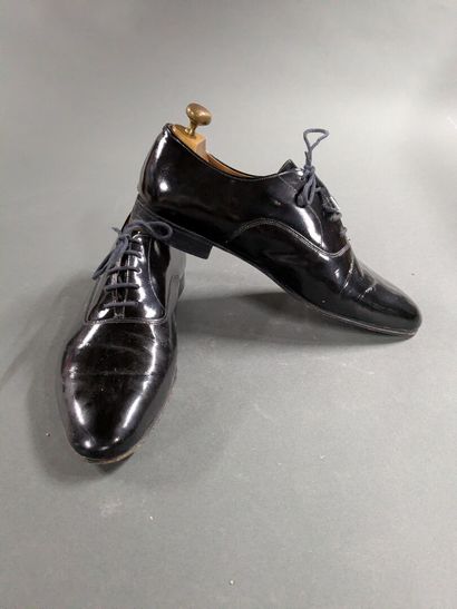 CHURCH'S
Pair of men's leather shoes, size...