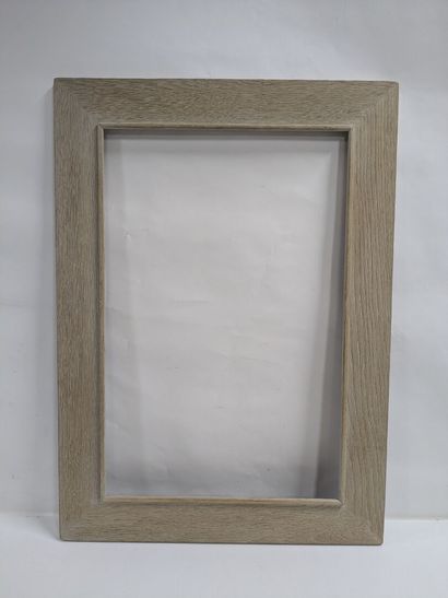 Set of eight frames

Dimensions:
97 x 116...