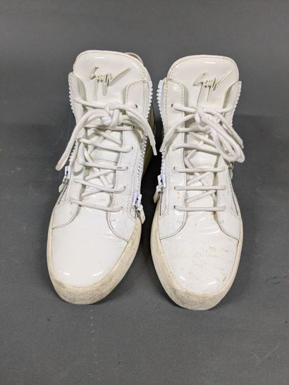 GIUSEPPE ZANOTTI 
Two pairs of men's sneakers,...