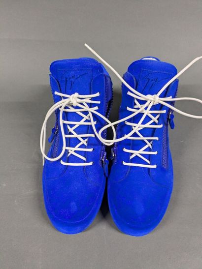 GIUSEPPE ZANOTTI 
Two pairs of men's sneakers,...