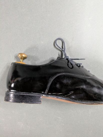 CHURCH'S
Pair of men's leather shoes, size...