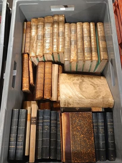 Set of two crates of 19th- and 20th-century...
