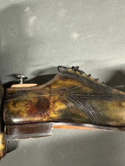 SANTONI
Two pairs of shoes, including a pair...