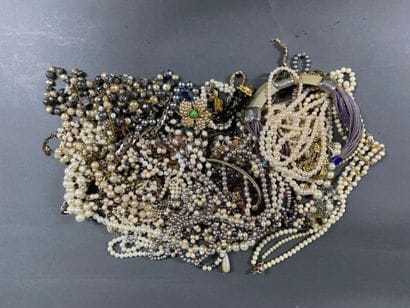 Set of costume jewelry including bracelets,...