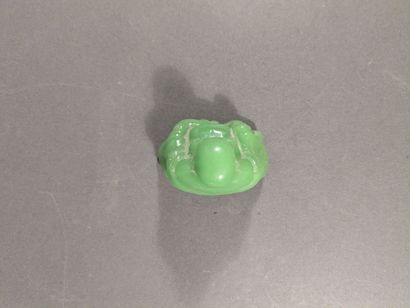 Smiling seated Buddha in imitation jade pâte...