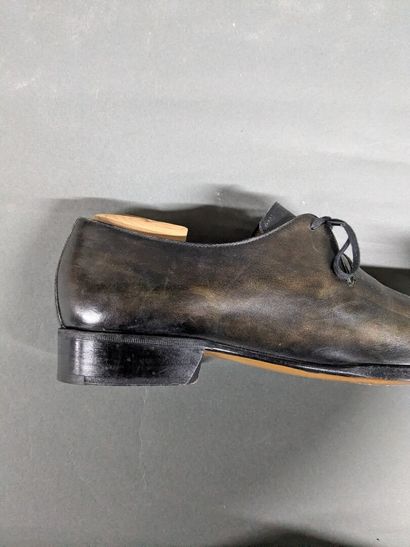GERARD SENE
Two pairs of men's leather shoes,...