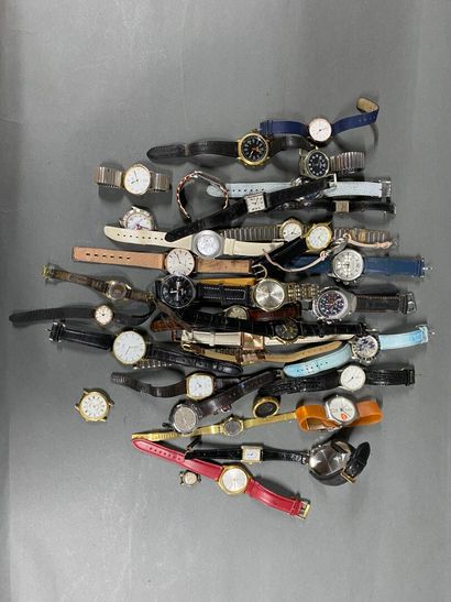 Set of wristwatches (quartz and mechanic...