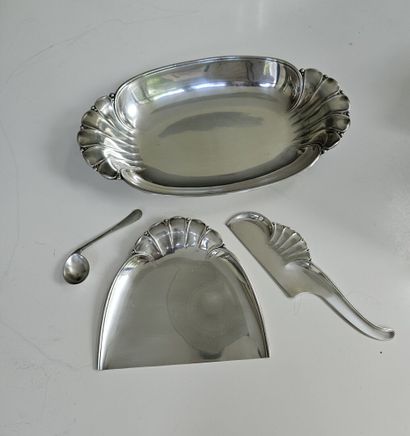 GALLIA
Silver plated metal bread basket and...
