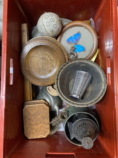 Lots of assorted knickknacks, including planters,...