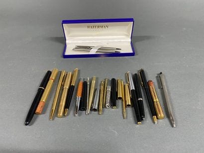 Set of ballpoint and fountain pens