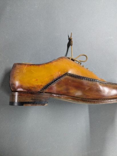 ZENOBI, PAULUS BOLTEN 
Two pairs of men's...