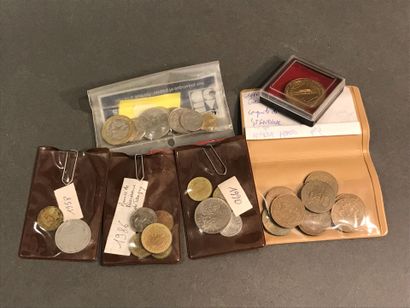 Lot of circulation coins and medals