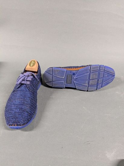 SANTONI, DOLCE CABANA 
Two pairs of men's...
