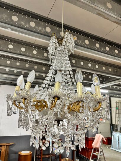 12-light basket chandelier 
Height 80 cm,...