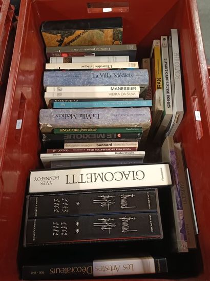 Collection of Art and Architecture Books
Source:...