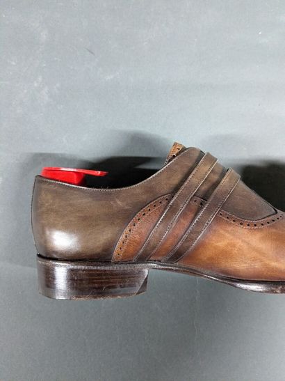 GERARD SENE
Two pairs of men's leather shoes,...