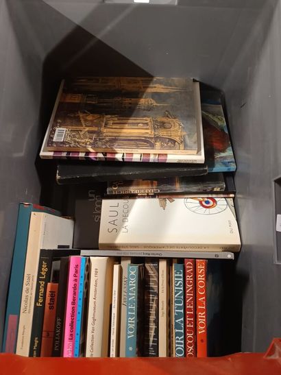Collection of Art and Architecture Books
Source:...