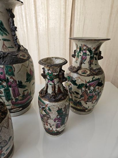 NANKIN 
Set of six porcelain vases decorated...