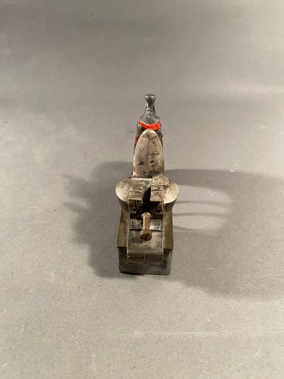 DUNHILL TINDER PISTOL
Table lighter in imitation...