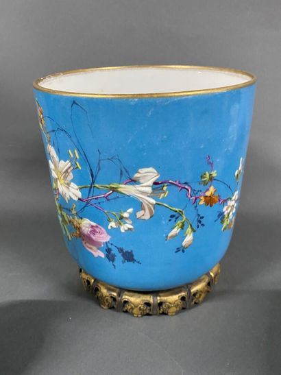 Set of porcelain, earthenware, and glazed...