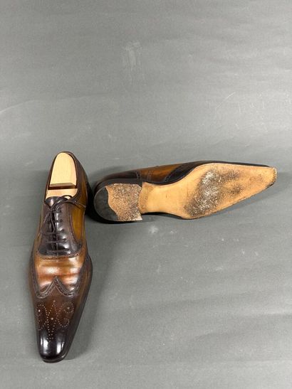 GERARD SENE
Two pairs of men's leather shoes,...