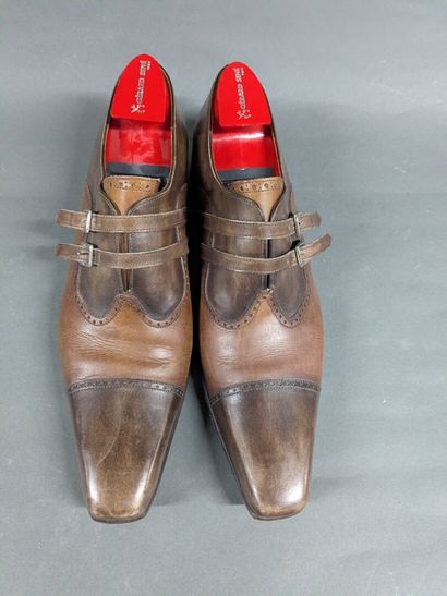 GERARD SENE
Two pairs of men's leather shoes,...