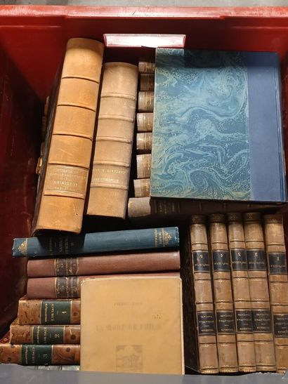 Set of two crates of 19th- and 20th-century...
